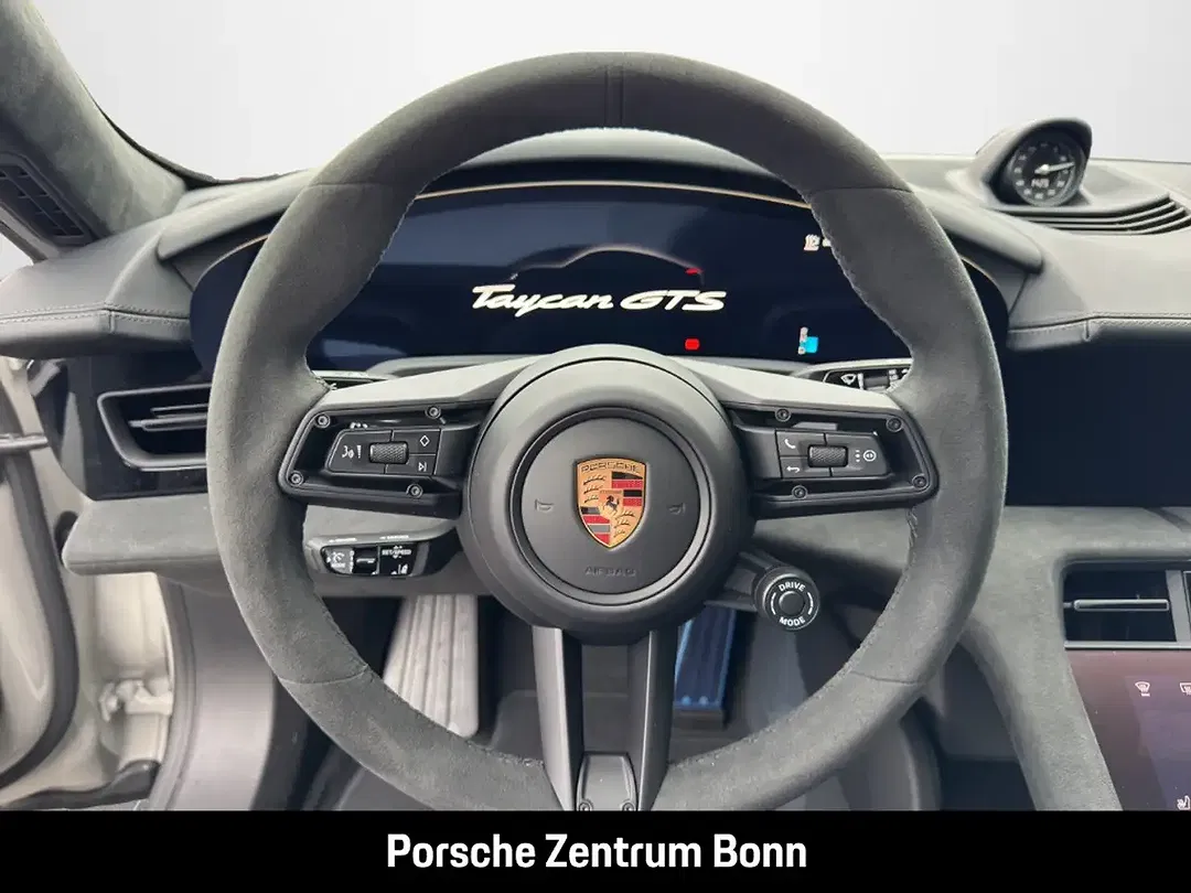 Porsche Taycan GTS - Thumbnail 10