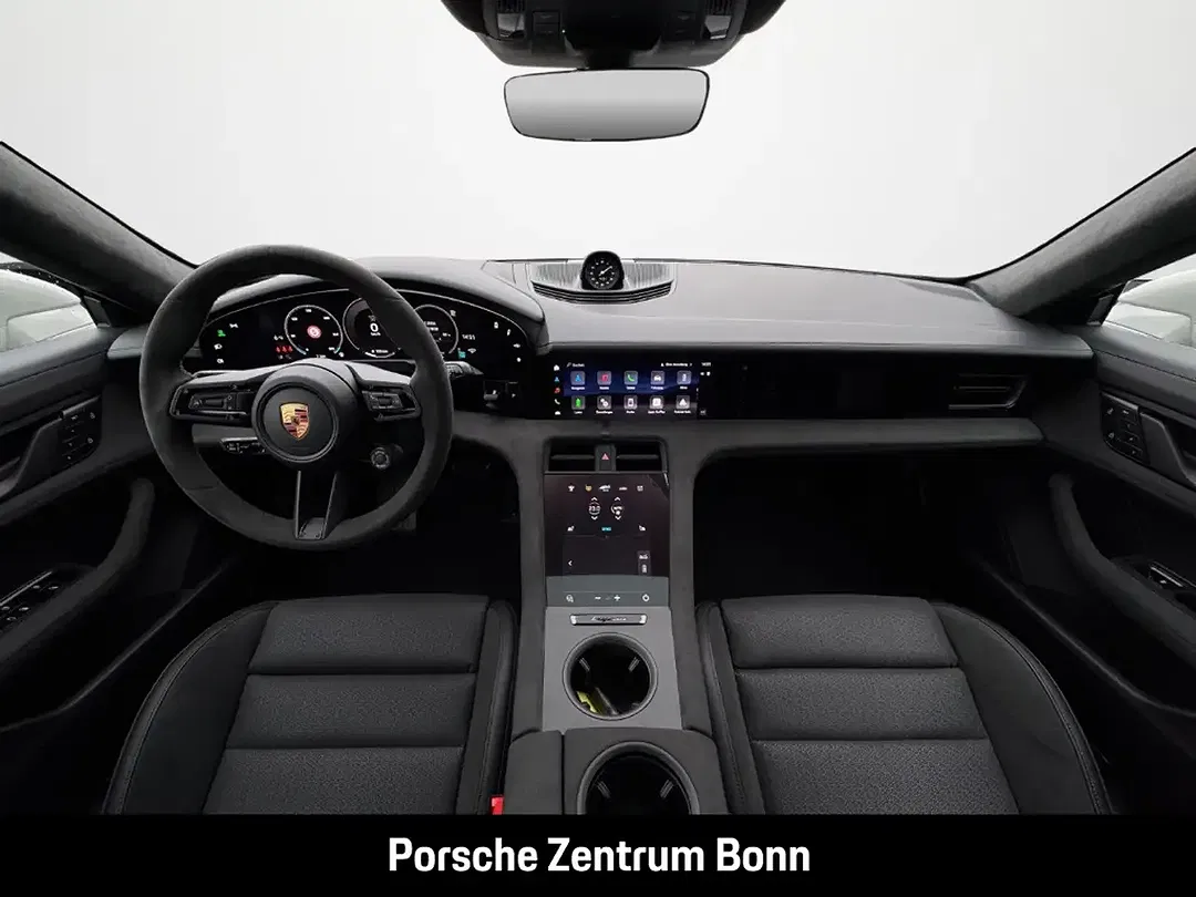 Porsche Taycan GTS - Thumbnail 14