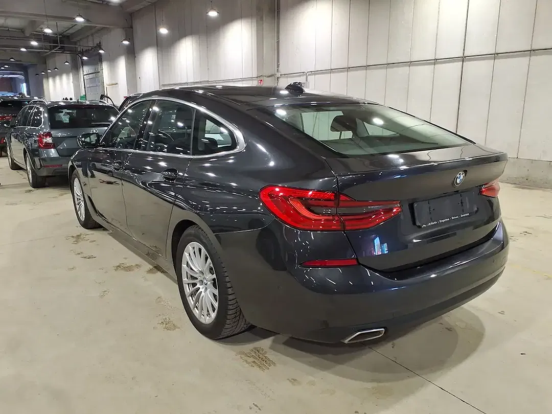 BMW 620 Gran Turismo - Thumbnail 3