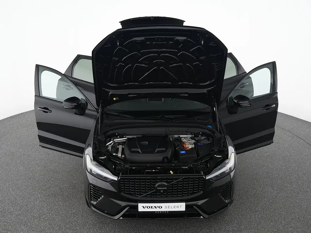 Volvo XC60 T8 PHEV Hybrid AWD Plus Black Edition - Thumbnail 13