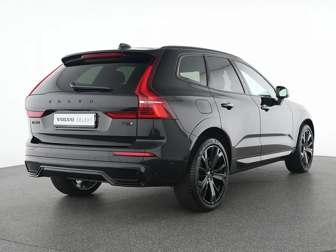 Volvo XC60 T8 PHEV Hybrid AWD Plus Black Edition - foto 2
