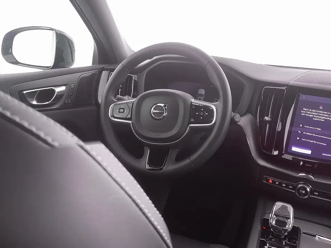 Volvo XC60 T8 PHEV Hybrid AWD Plus Black Edition - Thumbnail 4