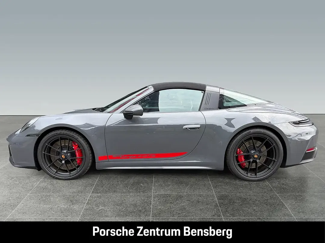 Porsche 992 Targa 4 GTS - Thumbnail 8