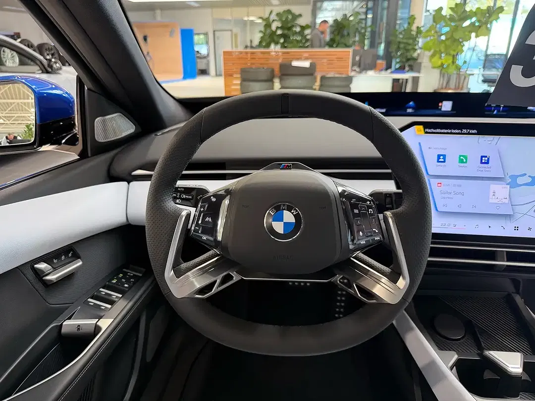 BMW i3 xDrive M - Thumbnail 7