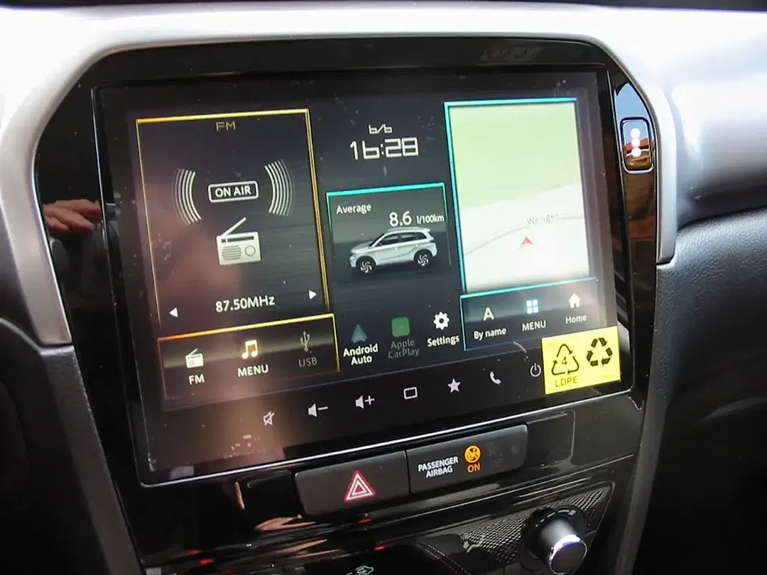 Suzuki Vitara Hybrid Turbo AllGrip - Thumbnail 7