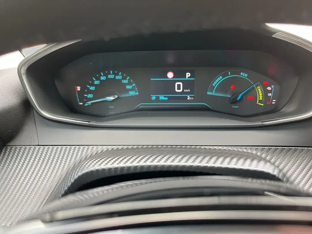 Peugeot 208 136 EV Style - Thumbnail 14