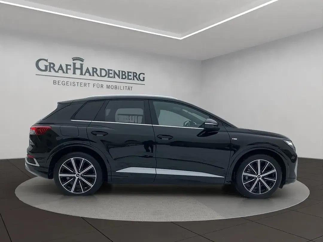 Audi Q4 e-tron 45 S line - Thumbnail 7