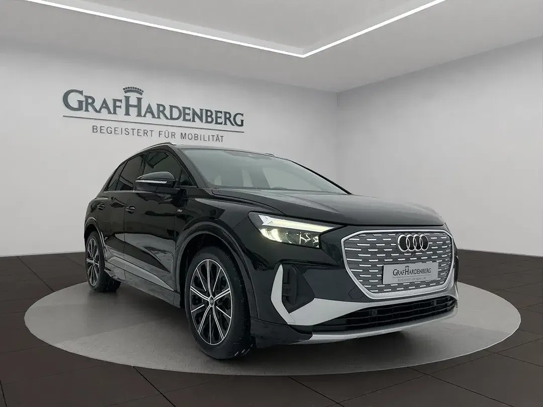 Audi Q4 e-tron 45 S line - Thumbnail 8