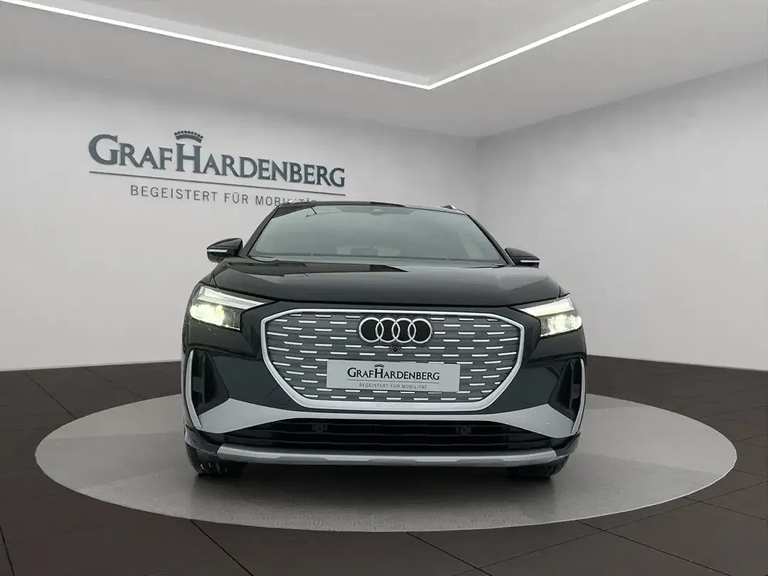 Audi Q4 e-tron 45 S line - Thumbnail 9