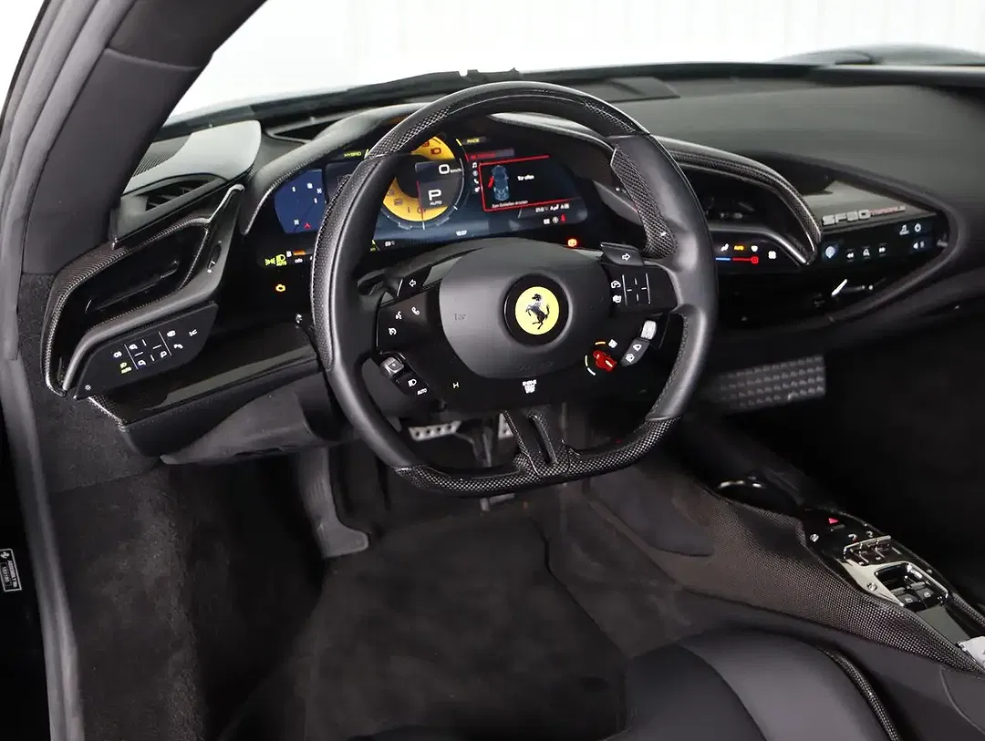 Ferrari SF90 Stradale - Thumbnail 8