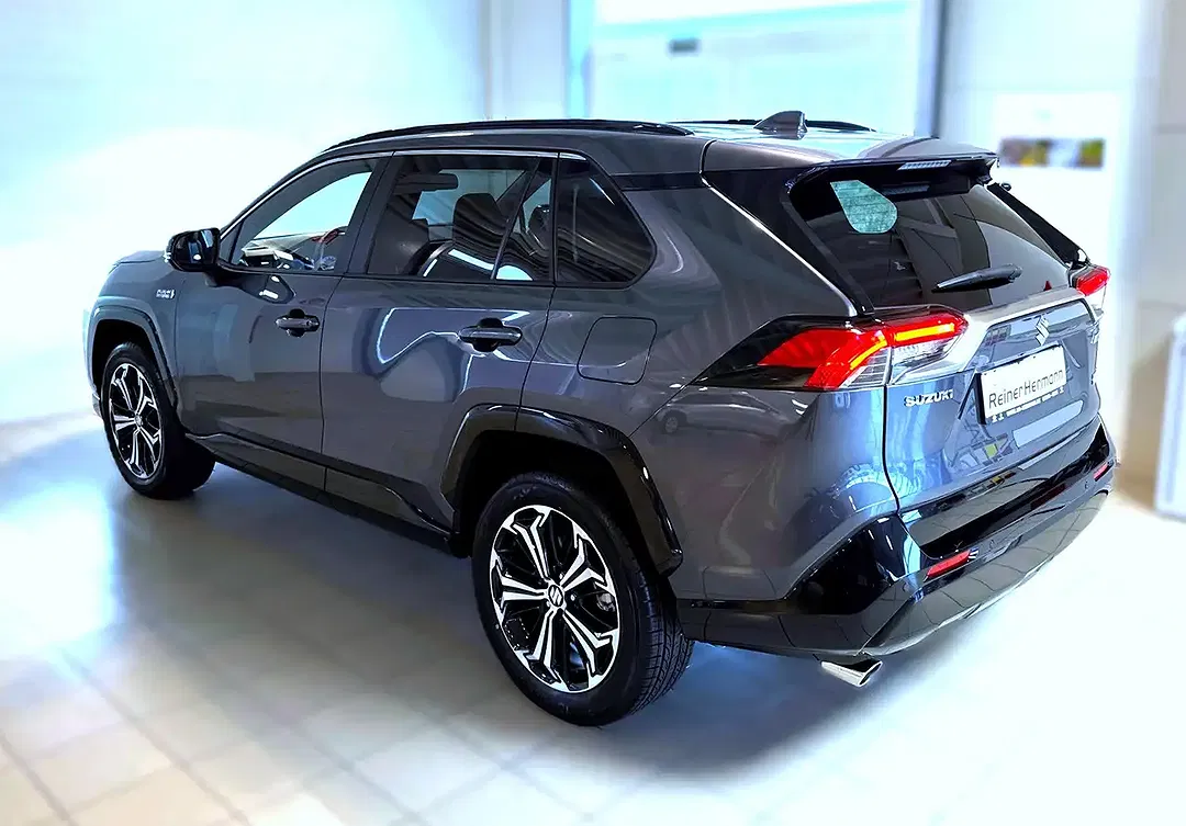 Suzuki Across Hybrid 4x4 Comfort+ - Thumbnail 4