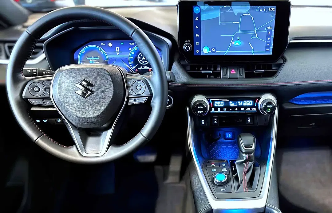 Suzuki Across Hybrid 4x4 Comfort+ - Thumbnail 6