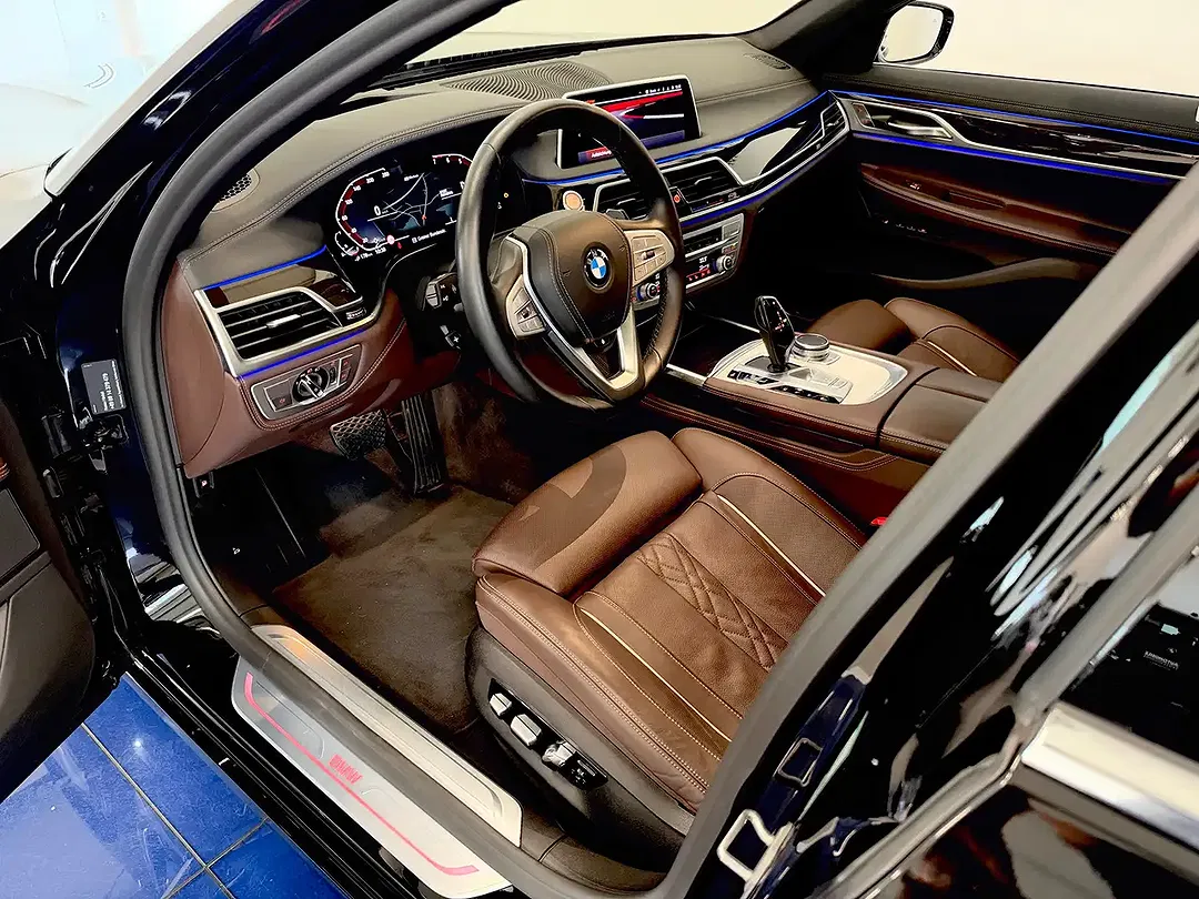BMW 745 - Thumbnail 14
