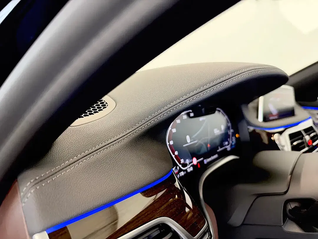 BMW 745 - Thumbnail 18