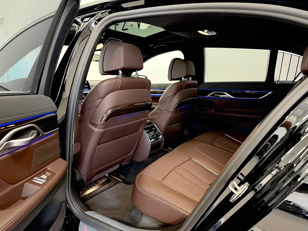 BMW 745 - Thumbnail 19