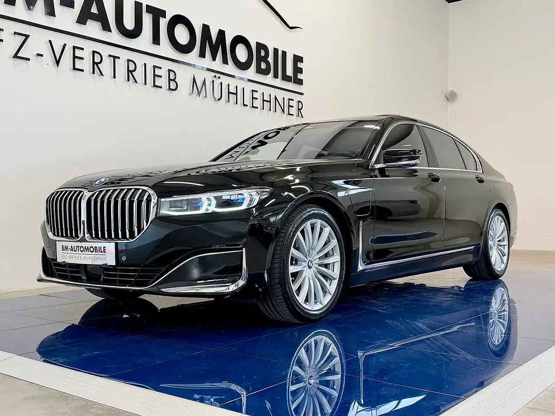 BMW 745 - Thumbnail 5