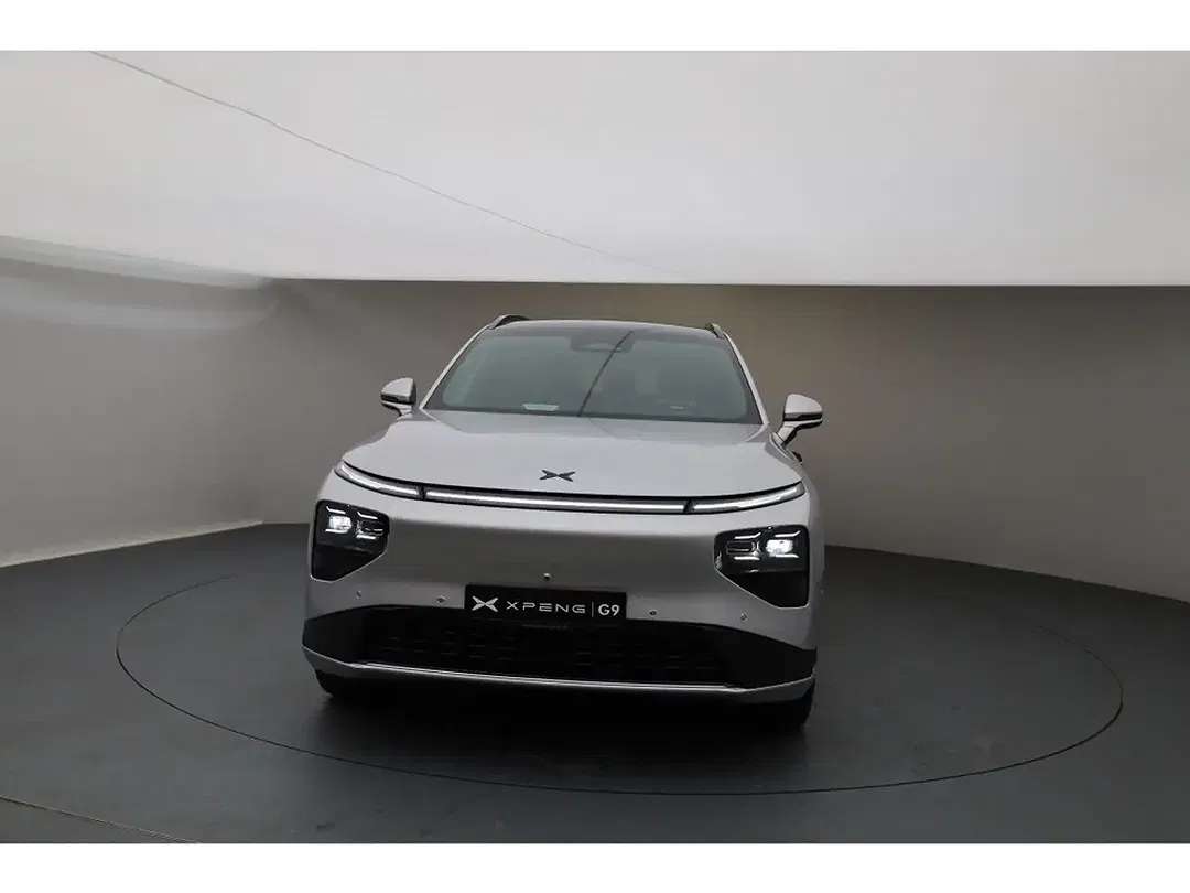 Xpeng G9 AWD Performance MY2025 - Thumbnail 6