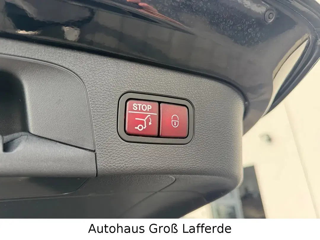 Mercedes-Benz EQC 400 4MATIC - Thumbnail 10