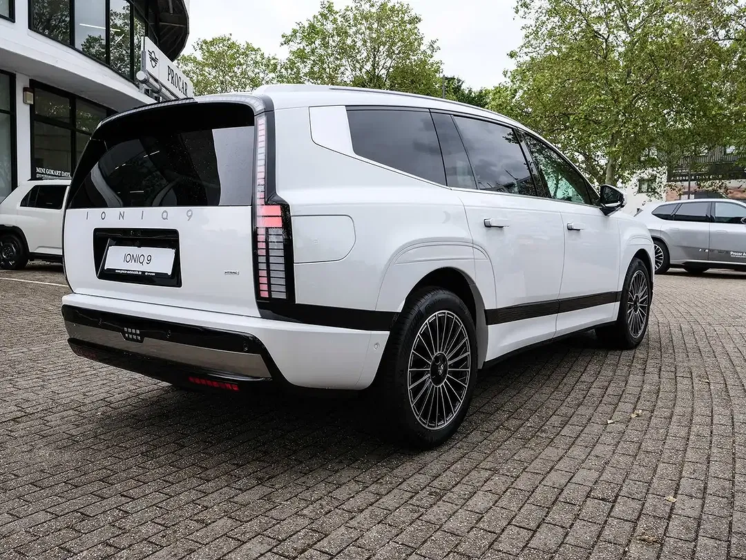 Hyundai IONIQ 9 4WD UNIQ - foto 2