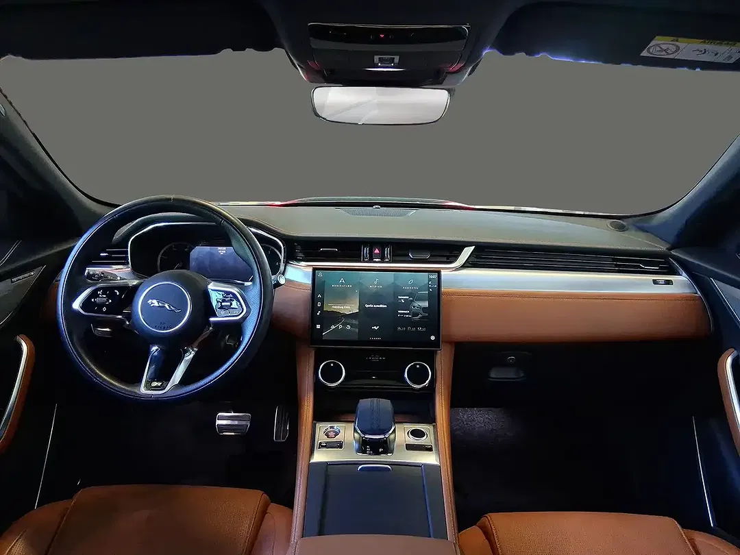 Jaguar F-Pace D200 4x4 R-Dynamic SE Black - Thumbnail 13