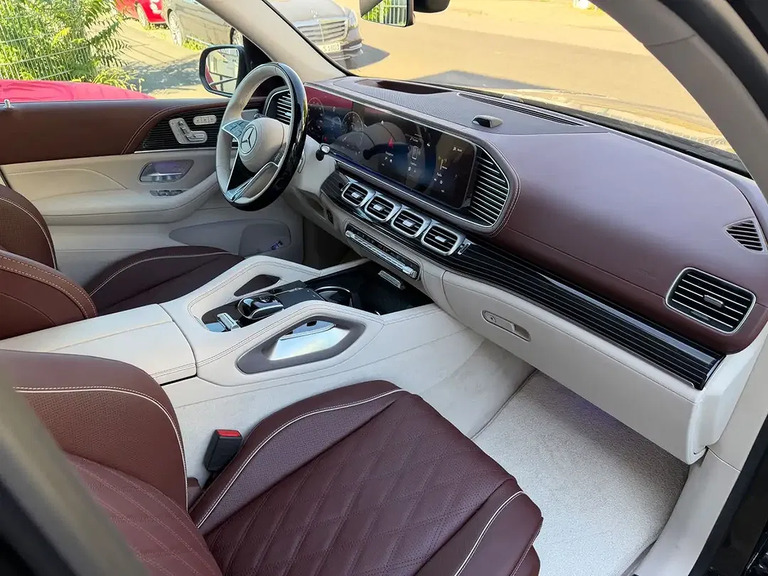 Mercedes-Benz GLS 600 - Thumbnail 10