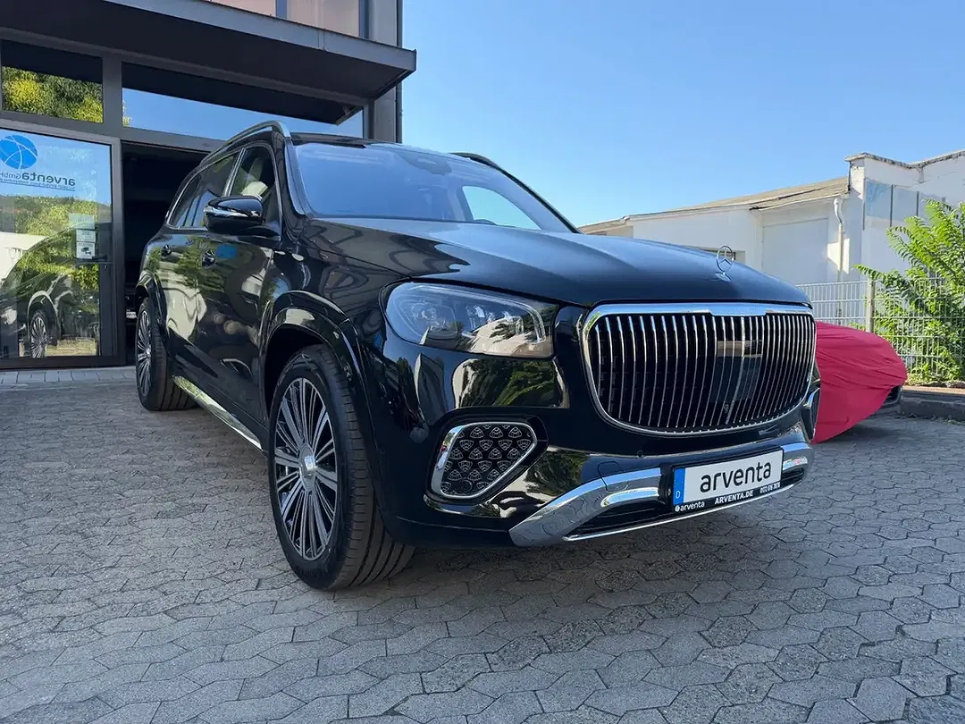 Mercedes-Benz GLS 600 - Thumbnail 3