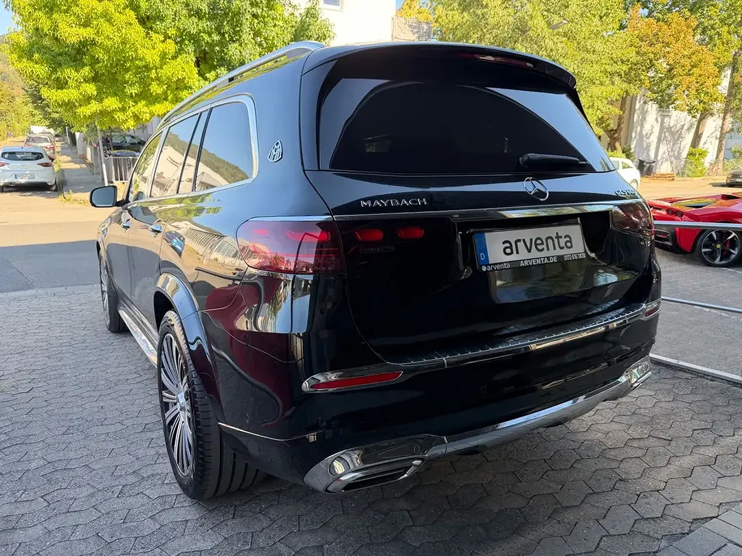 Mercedes-Benz GLS 600 - Thumbnail 4