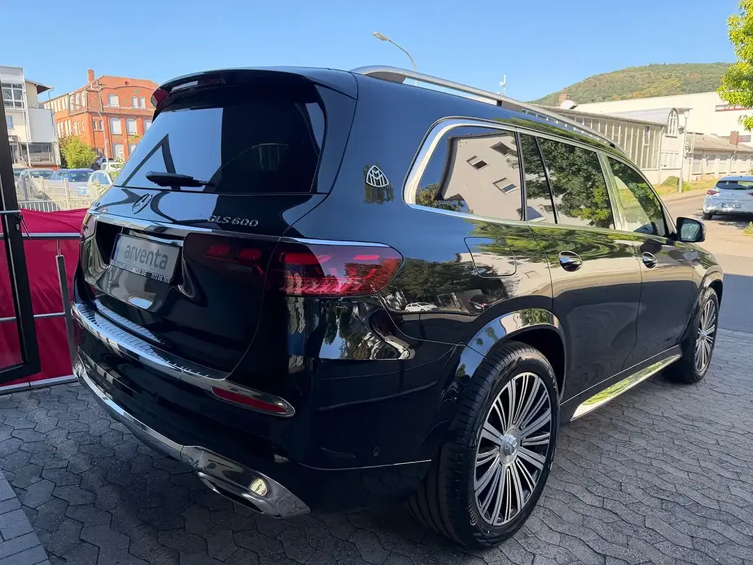Mercedes-Benz GLS 600 - Thumbnail 6