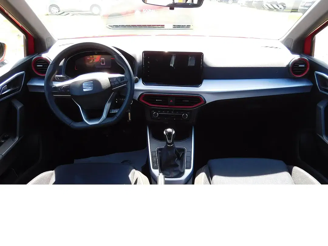SEAT Arona 1.0 TSI FR-Line - Thumbnail 10
