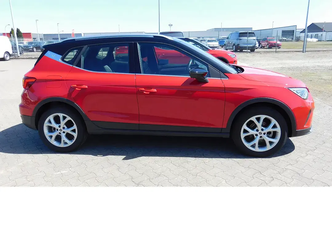 SEAT Arona 1.0 TSI FR-Line - Thumbnail 2