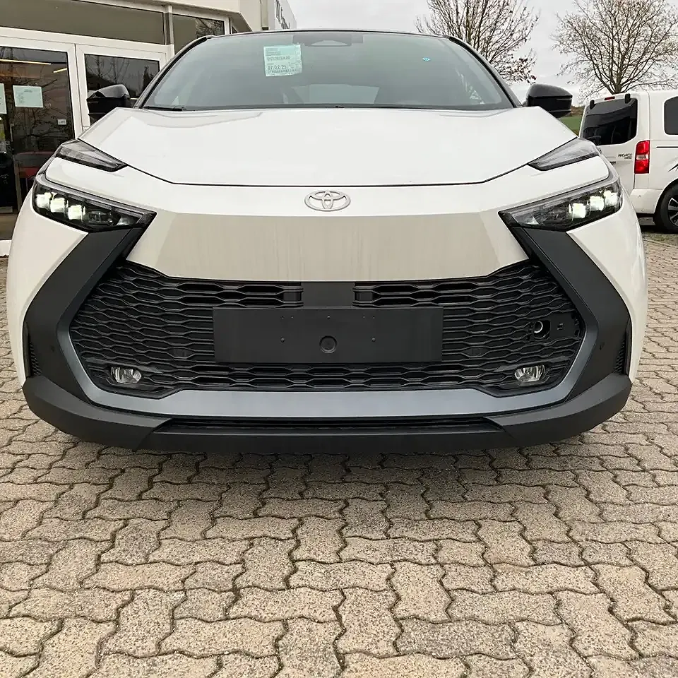Toyota C-HR Teamplayer - Thumbnail 3