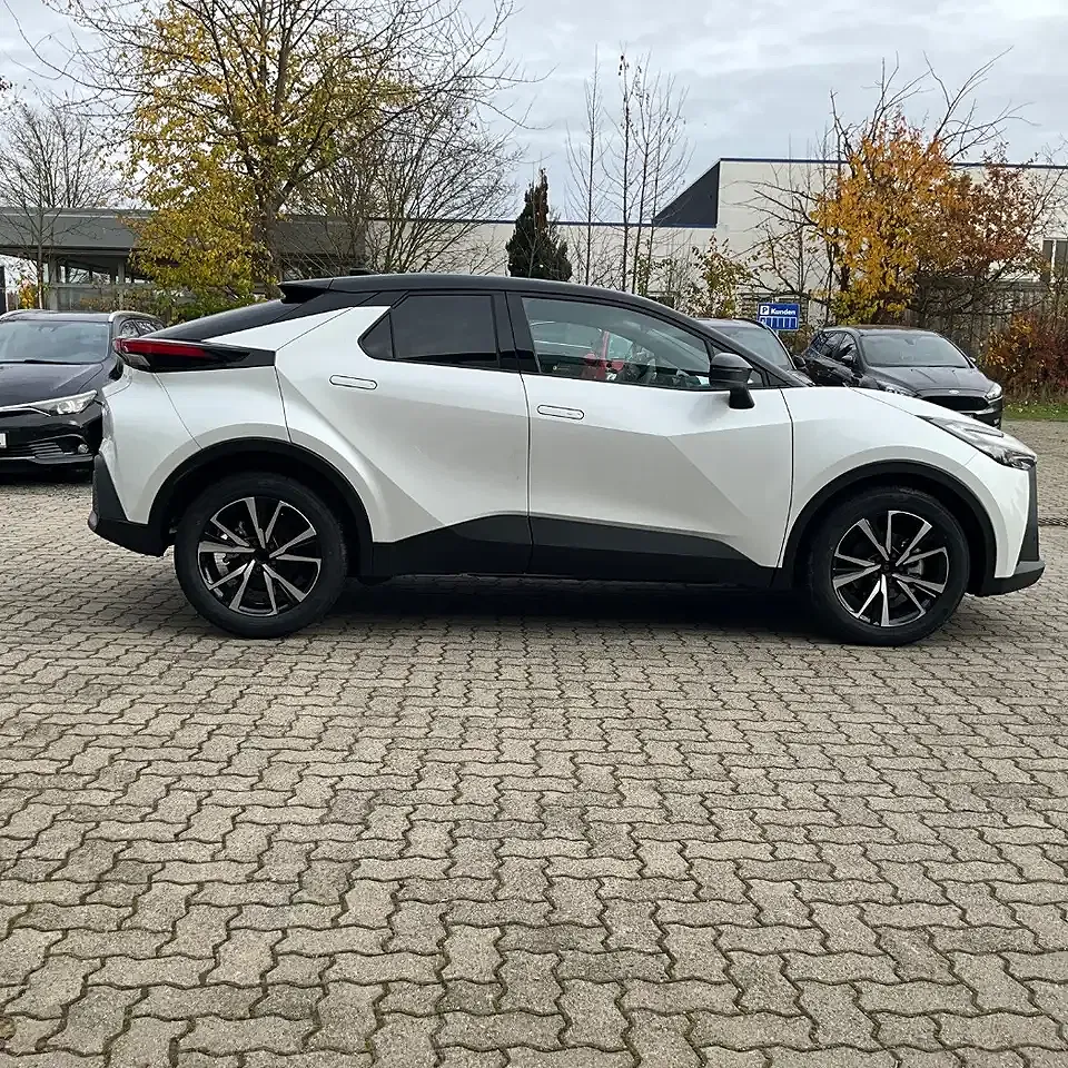 Toyota C-HR Teamplayer - Thumbnail 4