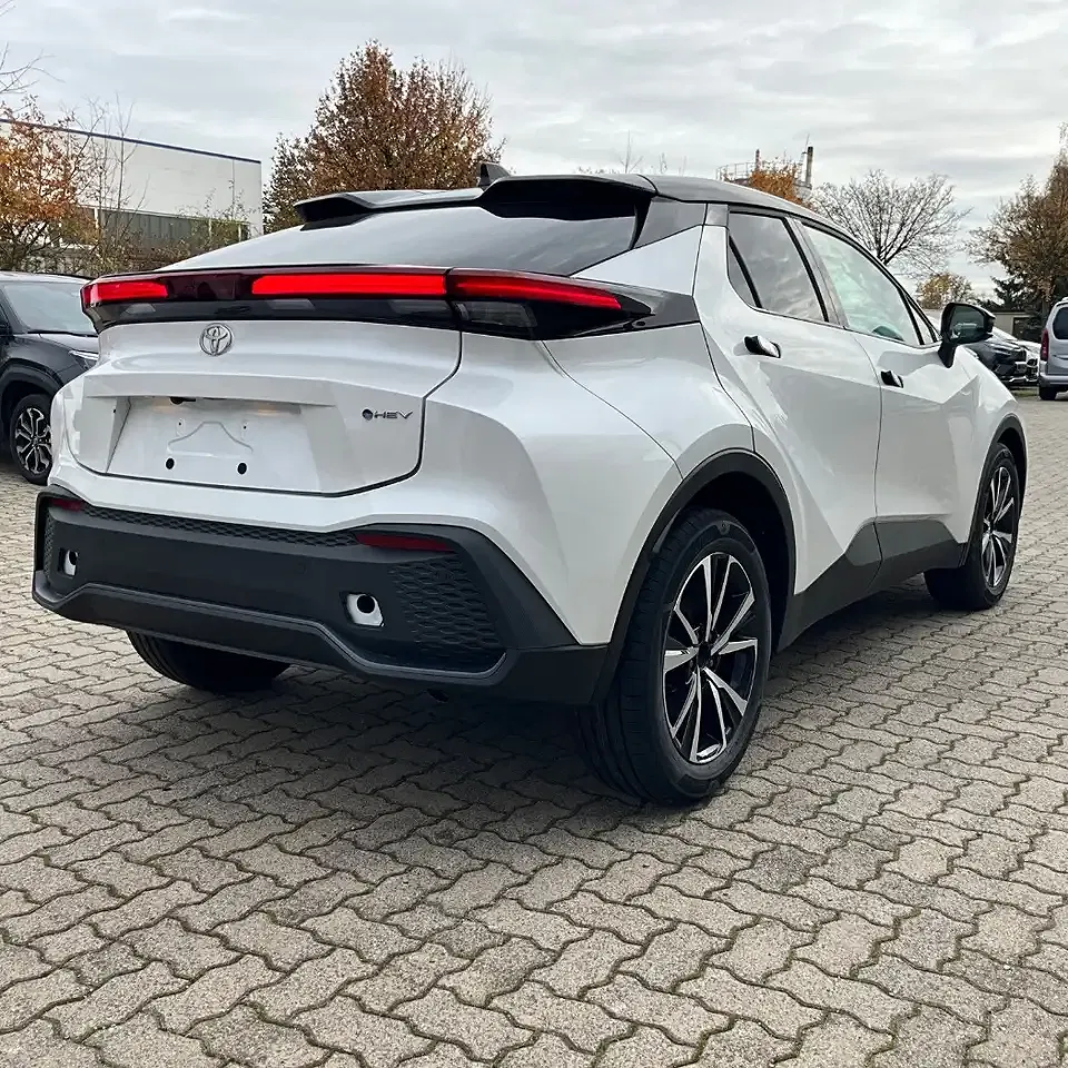 Toyota C-HR Teamplayer - Thumbnail 6