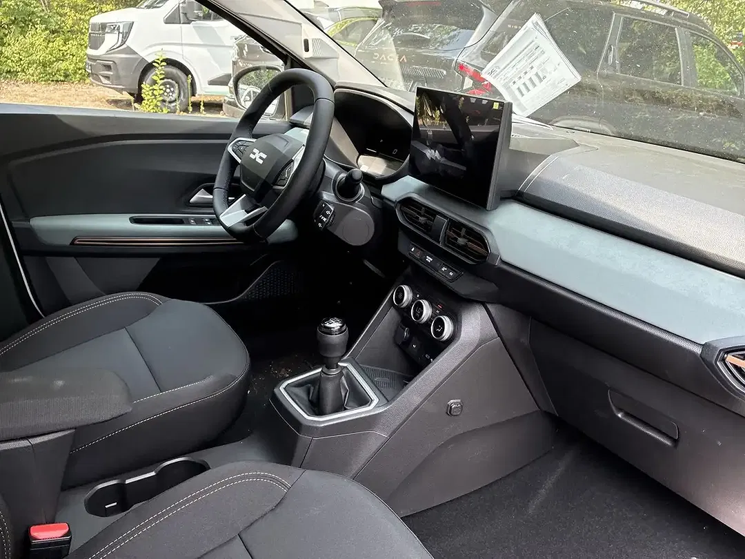 Dacia Jogger TCe Extreme - foto 14