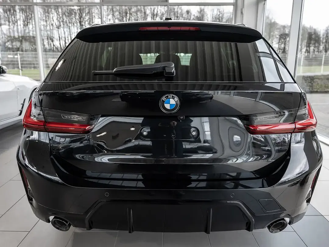 BMW 320 Touring M Sport Pro - Thumbnail 4