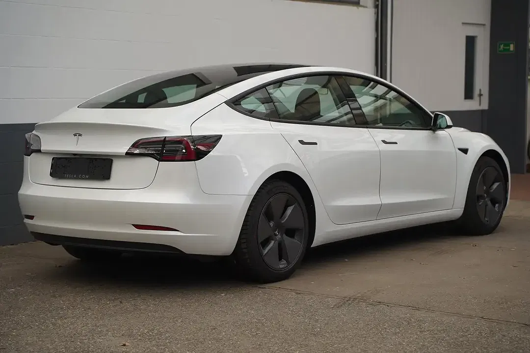 Tesla Model 3 Standard Range - Thumbnail 15