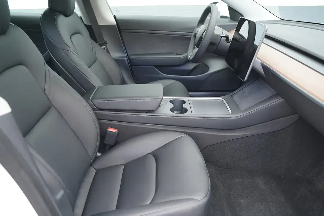 Tesla Model 3 Standard Range - Thumbnail 17