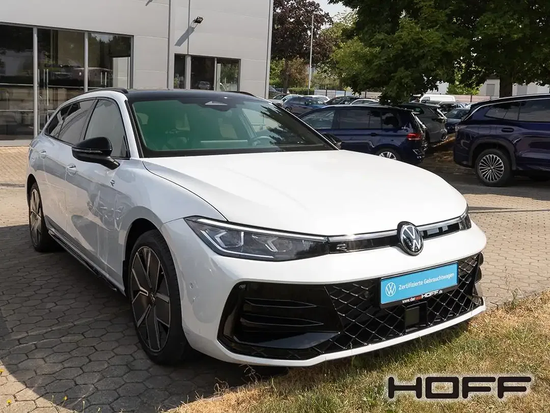 Volkswagen Passat 1.5 TSI eHybrid R-Line - Thumbnail 3