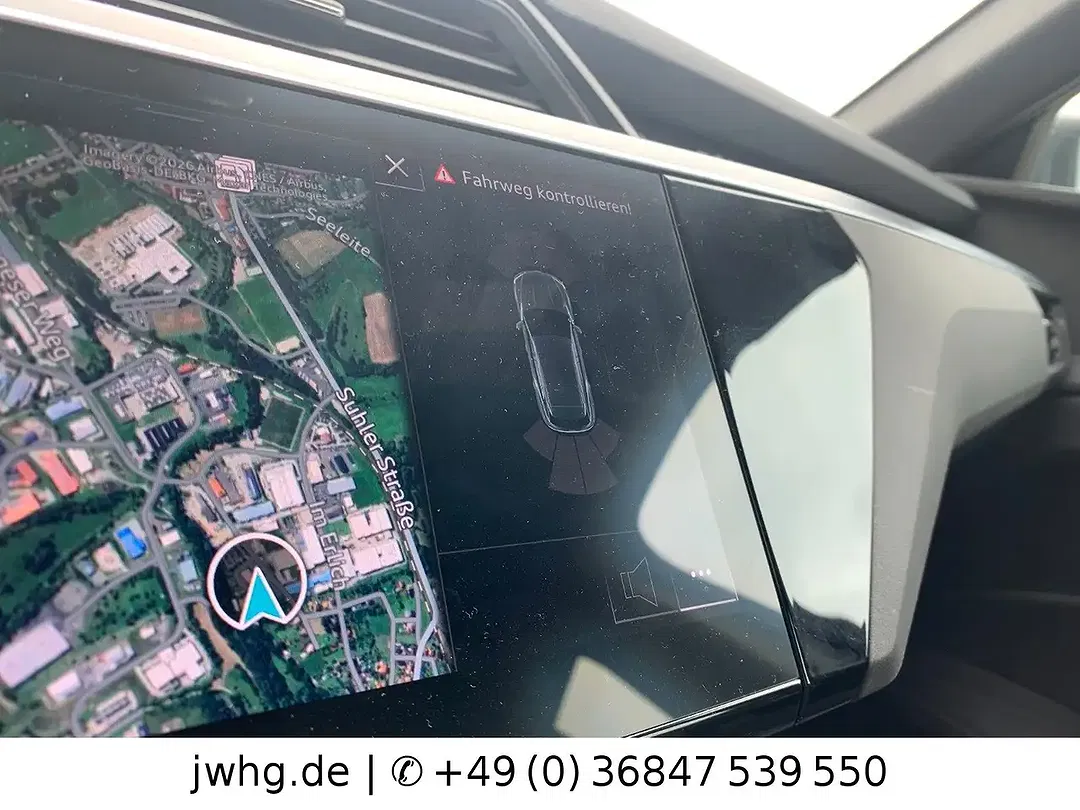 Audi Q8 e-tron Matrix LED S line - Thumbnail 14