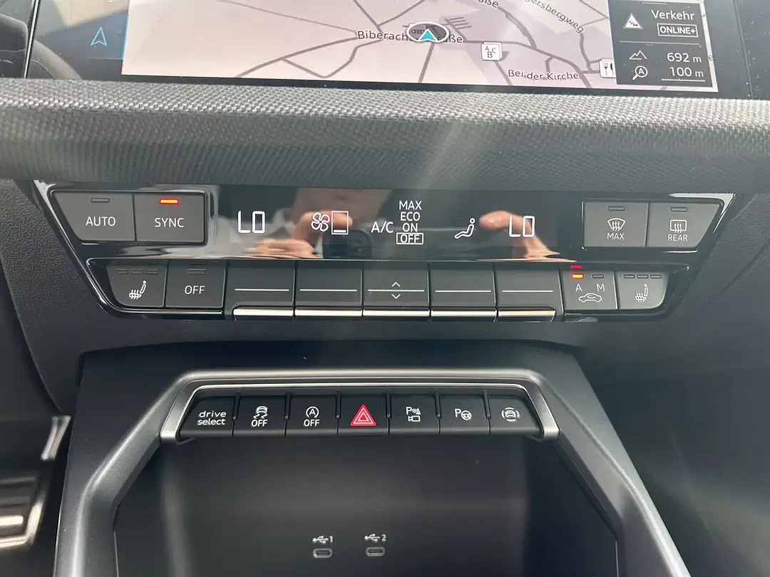Audi S3 2.0 TFSI quattro Matrix LED Sportback - Thumbnail 14