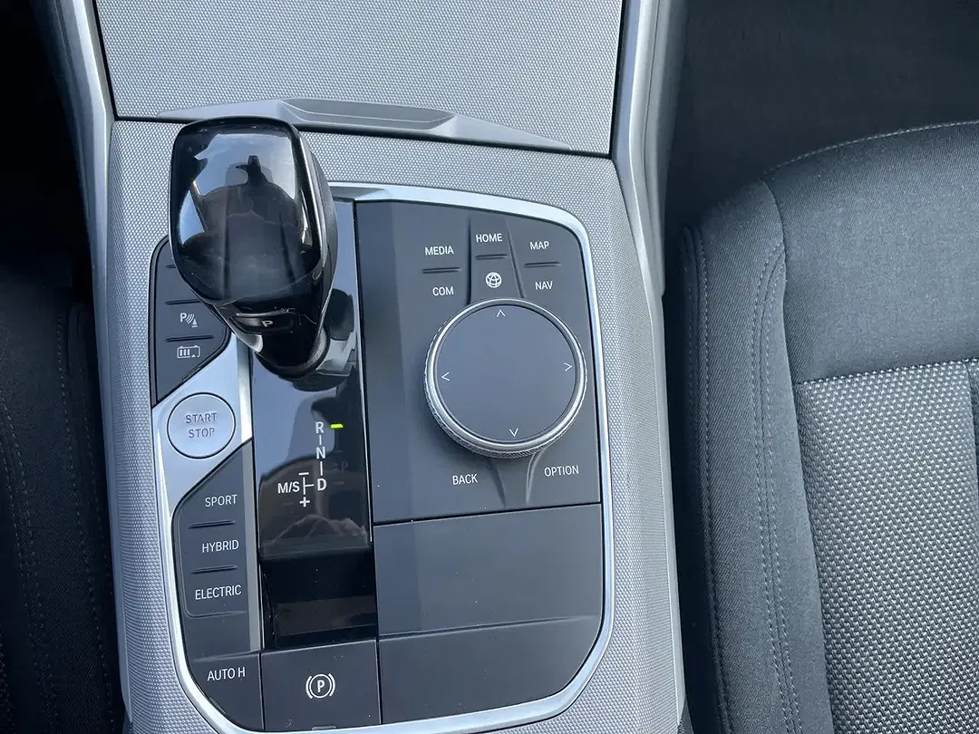 BMW 320 Touring - Thumbnail 7