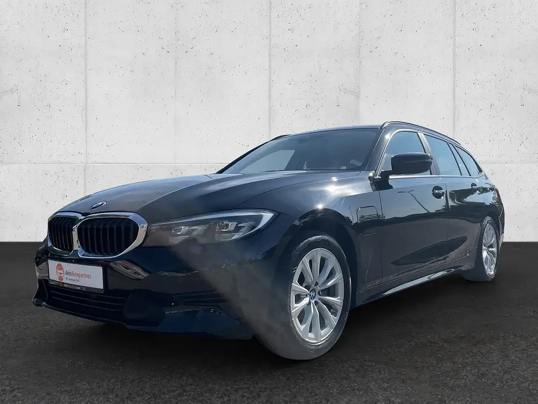 BMW 320 Touring - Thumbnail 3