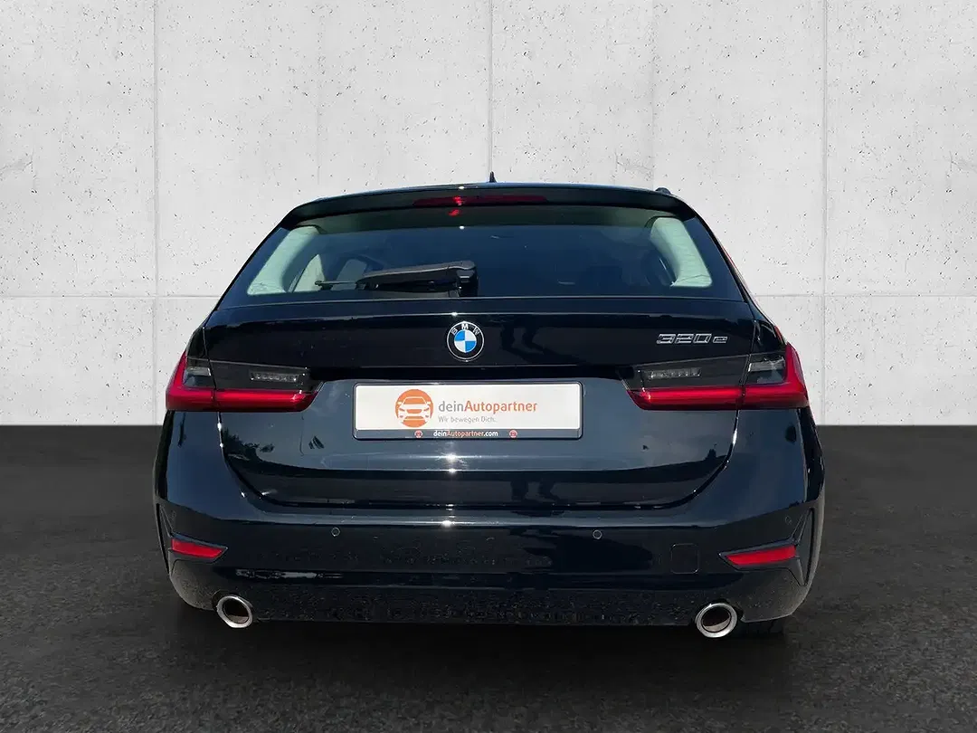 BMW 320 Touring - Thumbnail 4