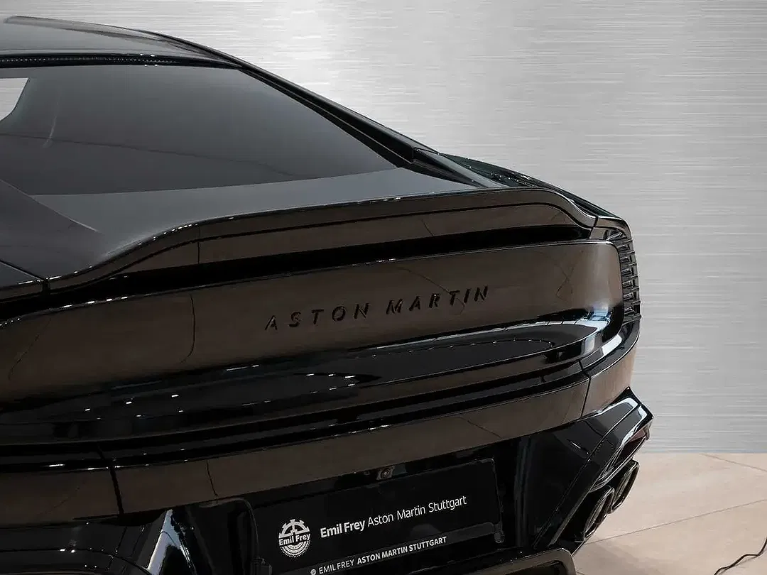 Aston Martin Vanquish - Thumbnail 8