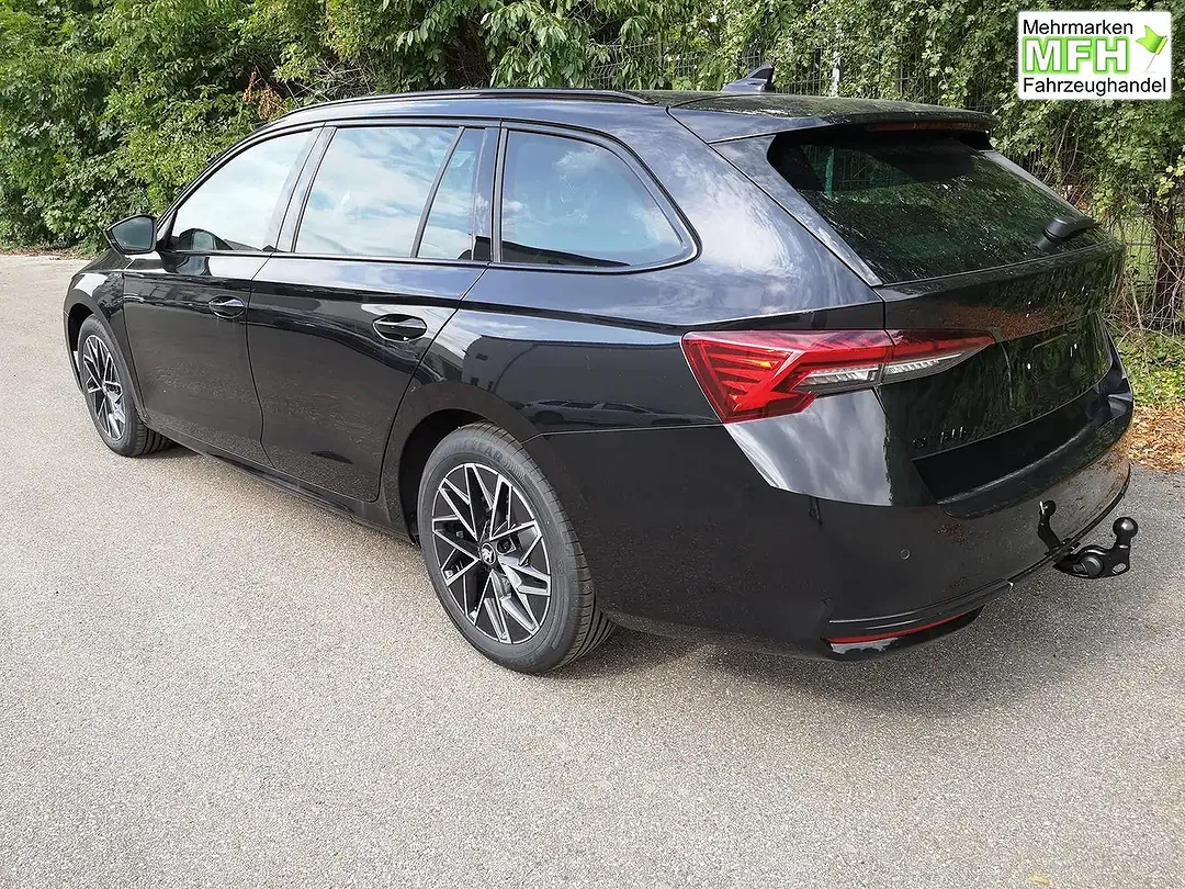 Skoda Octavia 1.5 TSI MHEV Combi Sportline - Thumbnail 3