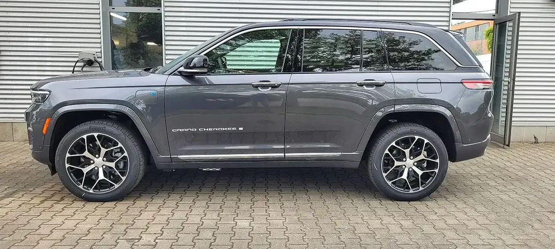 Jeep Grand Cherokee 2.0 PHEV 4xe Summit - foto 2