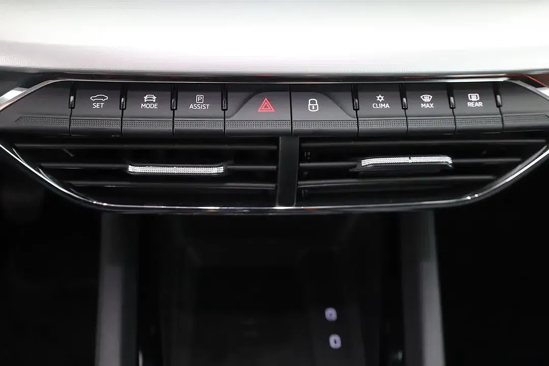 Skoda Octavia 1.5 TSI Combi First Edition - Thumbnail 12