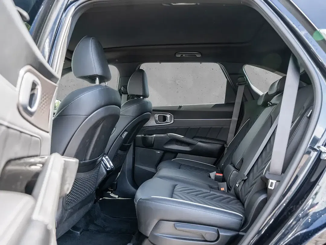 Kia Sorento PHEV AWD Platinum - Thumbnail 9