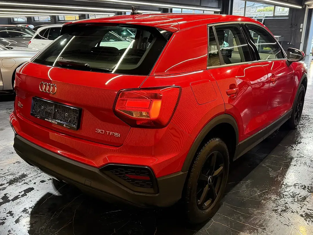 Audi Q2 30 TFSI - Thumbnail 9