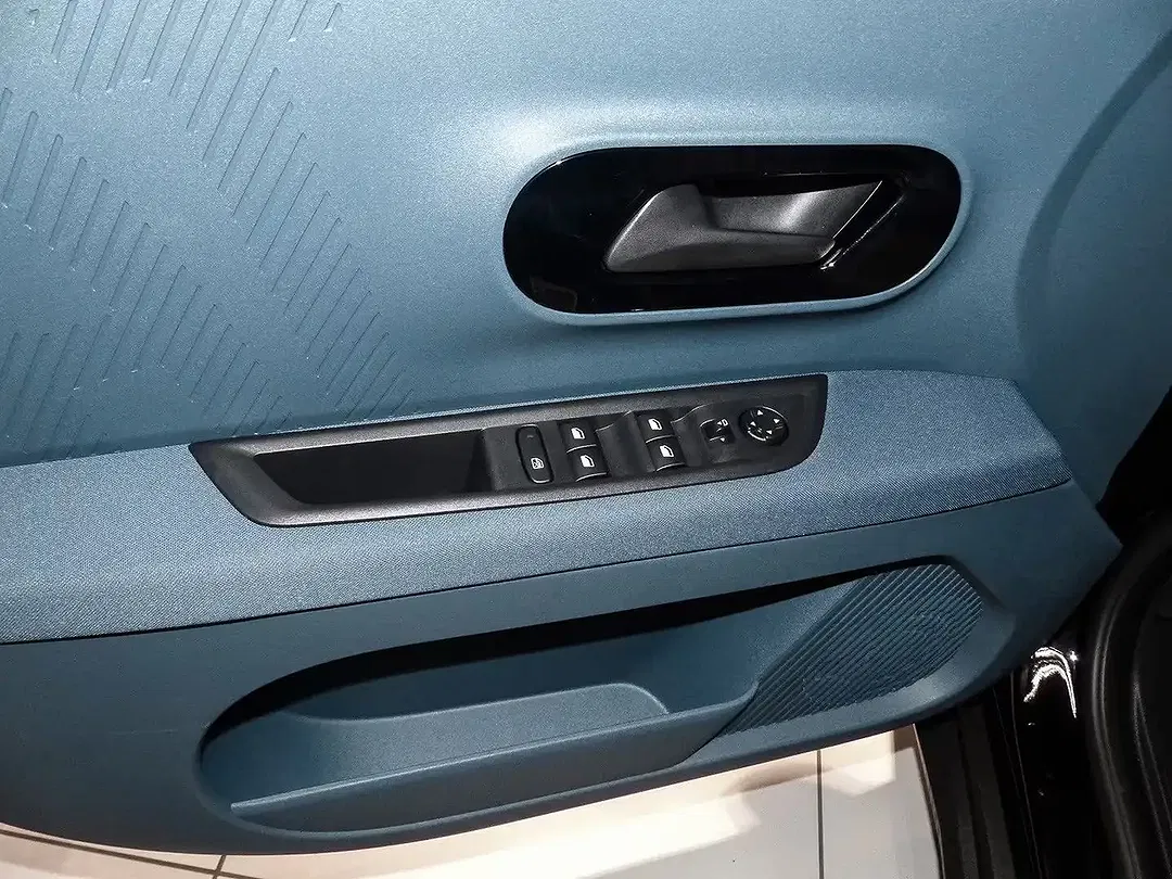 Fiat Grande Panda La Prima - Thumbnail 9